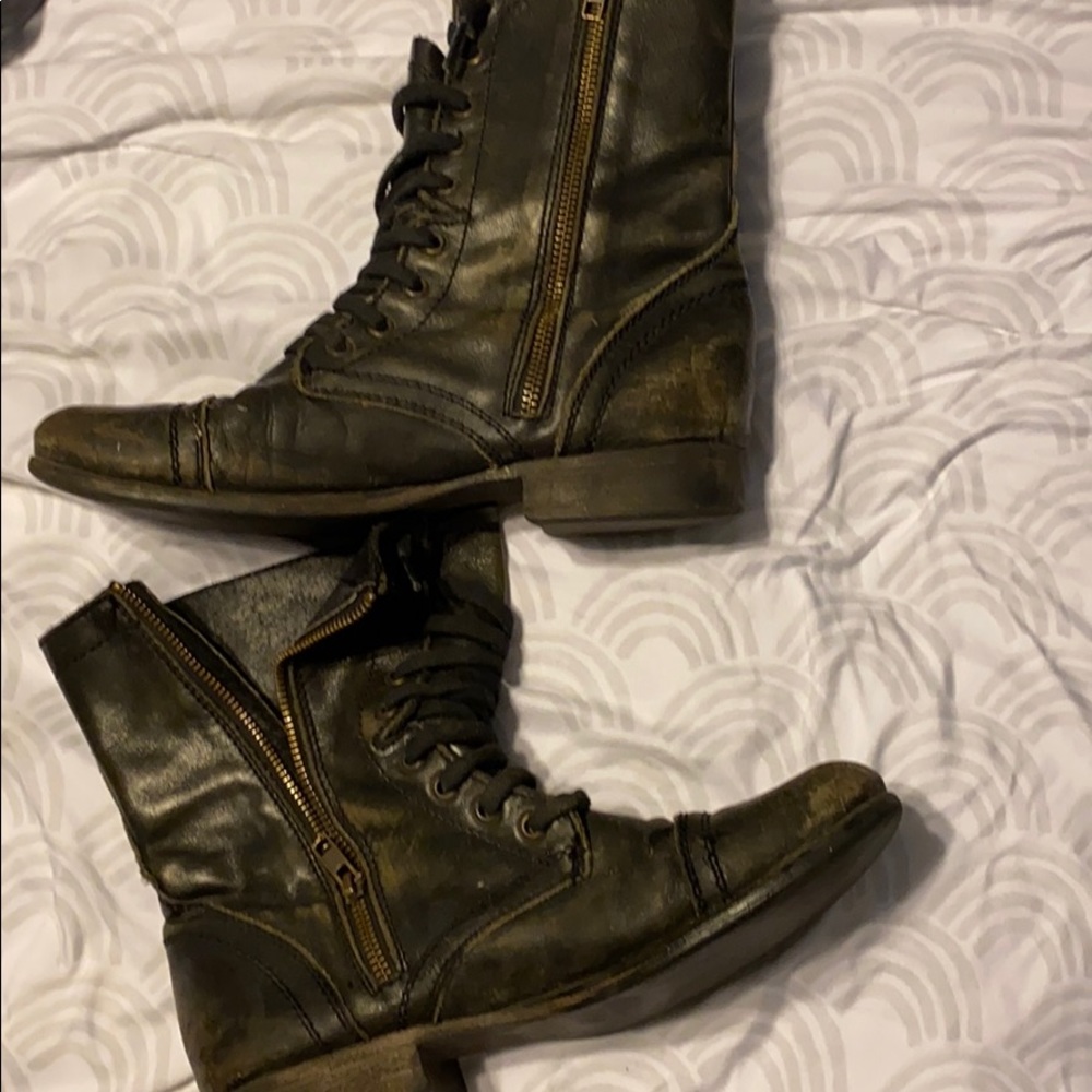 STEVE MADDEN combat boots